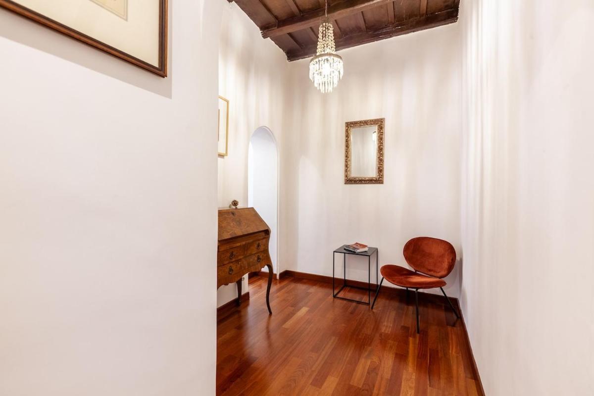 Apartment Lovely In The Old Town Rom