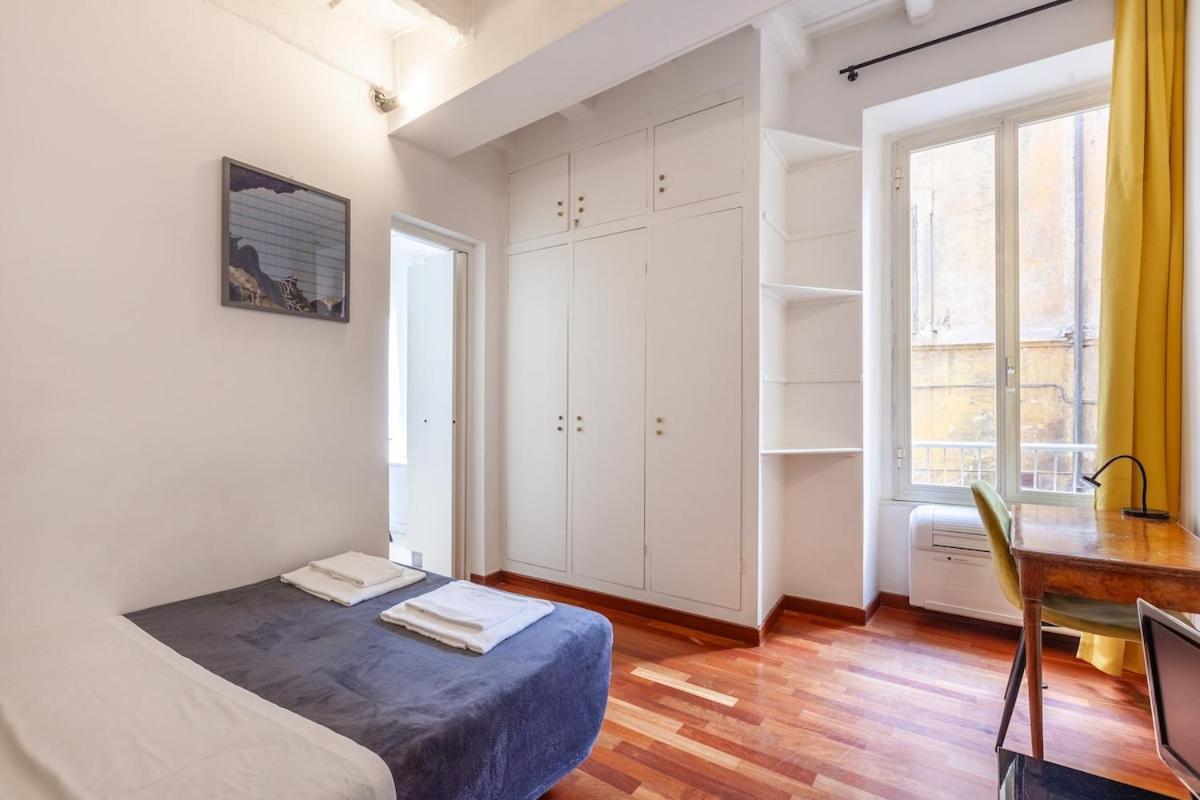 Lovely In The Old Town Apartment